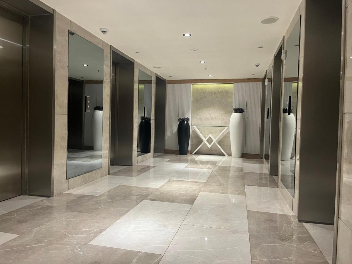 1-Bedroom Studio Apartment In Orbi City - Side Seaview Batumi Eksteriør bilde
